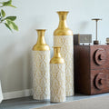 Vasos de piso grande, set de 3 piezas doradas (50/66/83 cm) - Grandes vasos de decoración metálicos con patrón de flores, cubiertas para plantas como decoración de habitación para el salón, el pasillo y la oficina en diseño vintage
