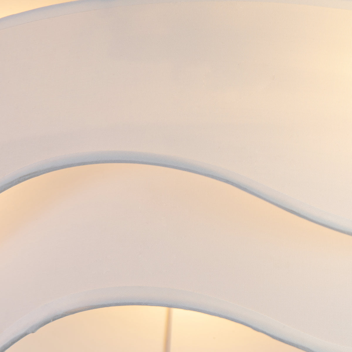 Ventilador de techo de 19 pulgadas moderno, alas de ABS, doble control a través de la app y el mando a distancia, seis velocidades reversibles de ajuste del ventilador, ideal para dormitorios y guarderías