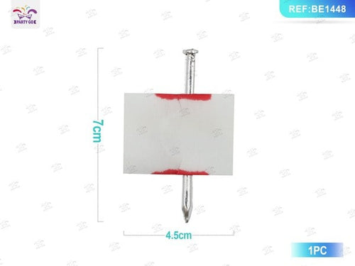 Accesorio de Halloween: Clavo con Sangre Falsa