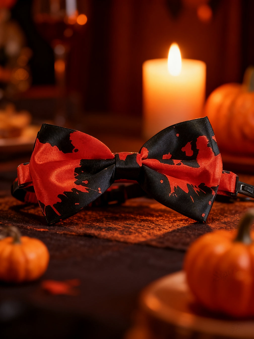 Corbata de Halloween con Diseño de Manchas de Sangre