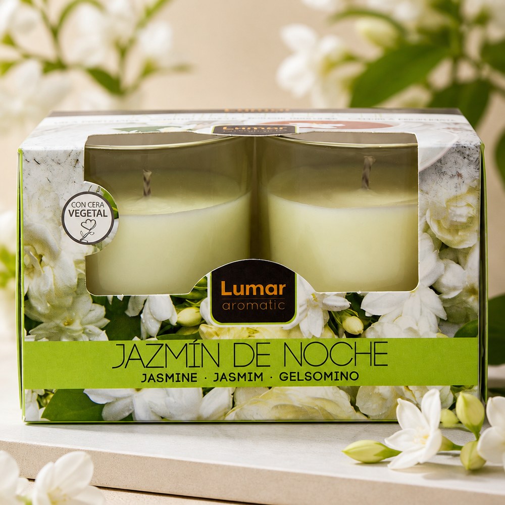 Velas aromáticas en tarros de vidrio